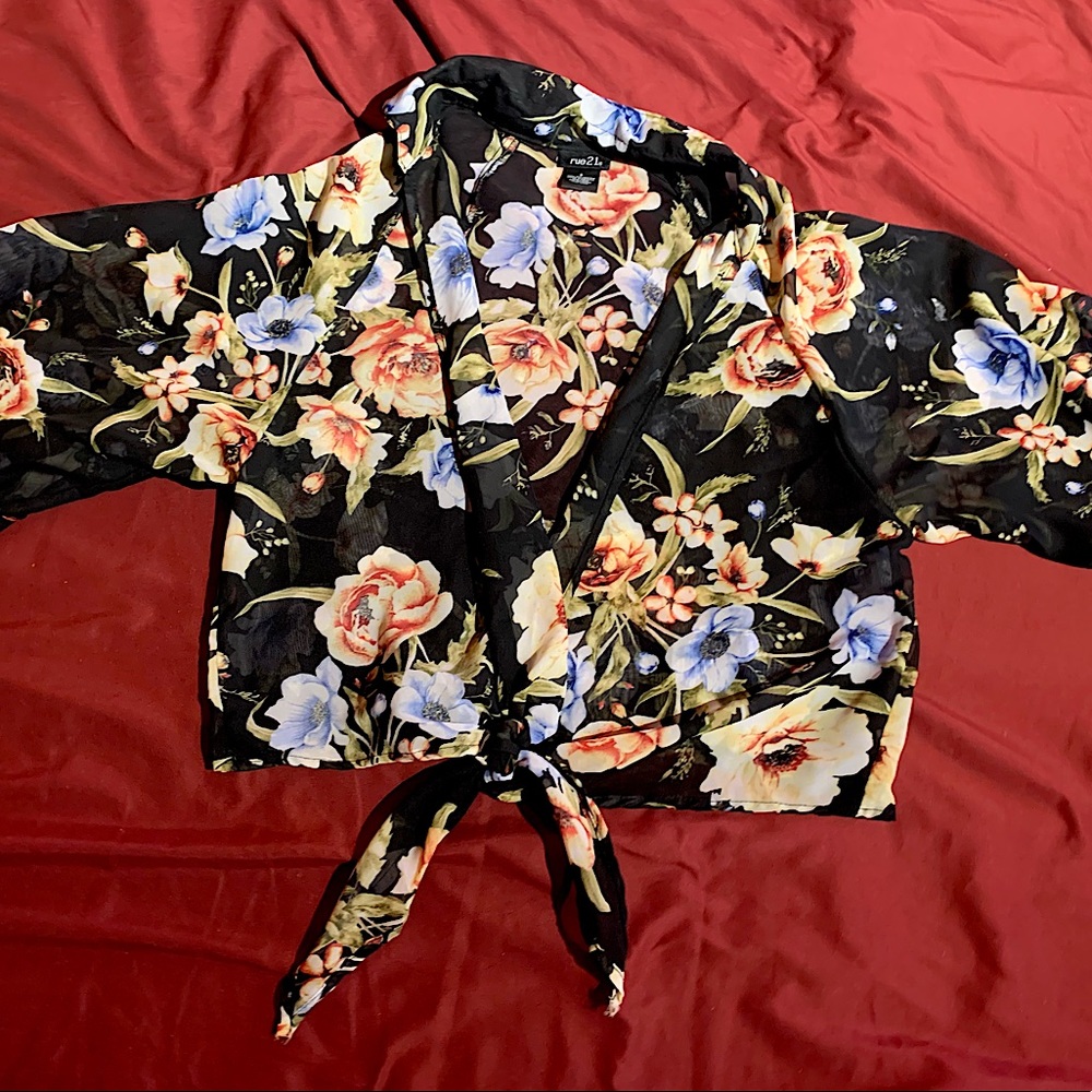 Mesh Floral Crop Top